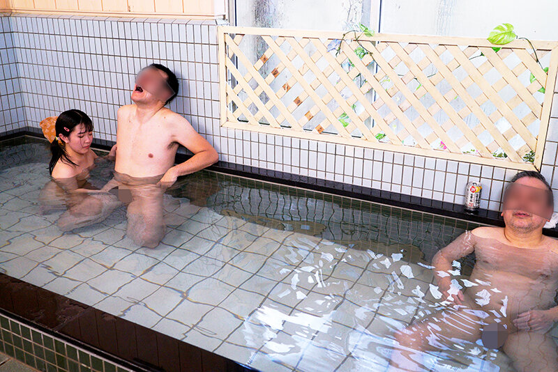 男の浪漫！秘境混浴温泉を求めて…（下心を隠して）混浴温泉に入ったら、ウブでおませなひよこ女子にちんちんバカになるほどおちんぽみるく絞りとられた 3rdシーズン