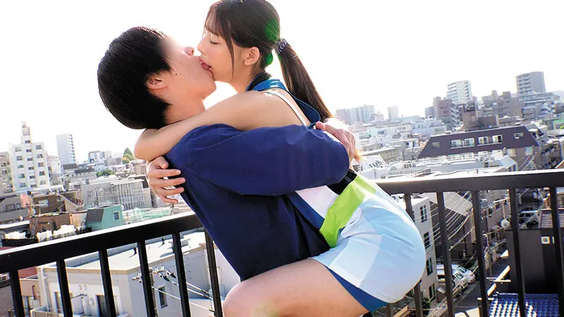 アスリートの皆さんww青空の下で脳がトロける超濃密ベロキス体験してみませんか？舌を絡ませる糸引き涎ダラダラディープキスで高まっちゃって！？とにかくキスキスキス生々しい接吻中出しSEXww～太陽が似合う汗だく運動部編～