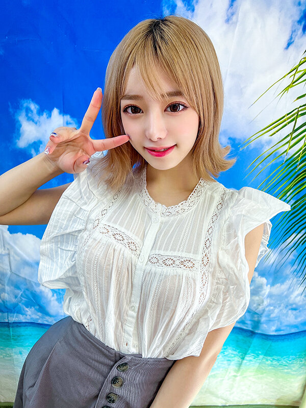 素人パンチラ in 自宅で個人撮影会vol.070【激熱！40℃越え！！4コスプレ】素人モデル美女4名 暑すぎる灼熱の世界を癒す美女たちが集まる強刺激爽快感エロオアシス撮影会