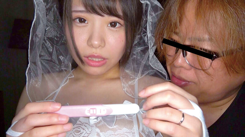 妊娠させてもいい人妻！ええーつっ！ここまで堕とすか！？ お嬢様育ちの後輩の奥さん、瞳孔ガン開きのド背徳SEXで【旦那捨てます宣言】と受精までの記録！ （体液おねだりドM型若妻）