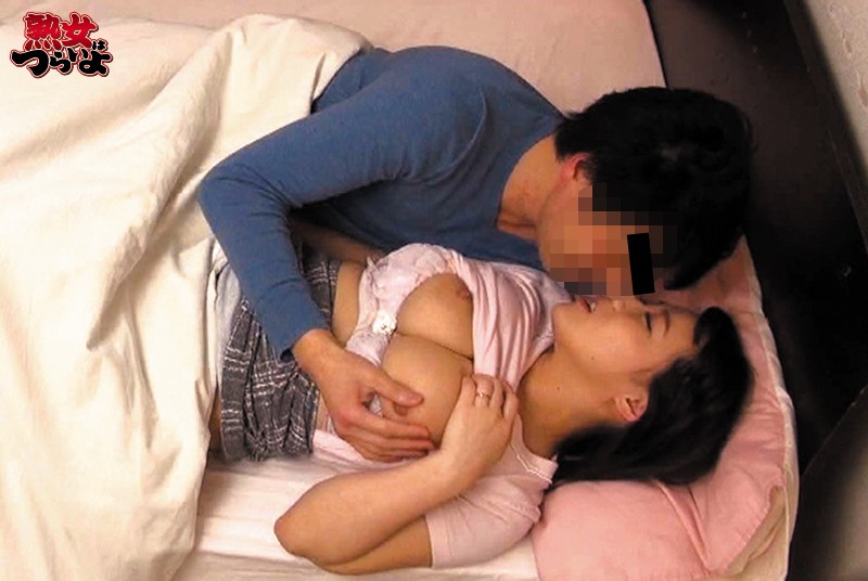 【探偵調査ファイル】【不倫】【8カメ盗撮】【自宅24時間監視】【巨乳】 あなたの妻の浮気調査を無料でします。もしもクロだった場合のみ報酬としてAV販売させていただきます。Vol.4 爆乳妻たちは狙われる？！ 山本夫妻（仮名）爆乳美少女系妻・中島夫妻（仮名）爆乳グラビ…