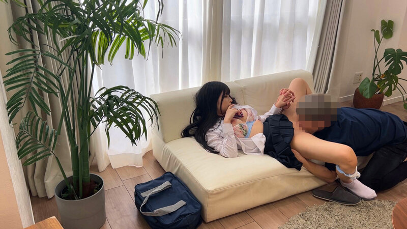 後輩・バ先の制服女子を部屋に連れ込みガチ口説き。SEXの一部始終を隠し撮りした330分。Vol.5