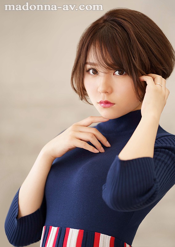 消えてなくなりそうな儚い透明感 艶肌人妻 水美れい 28歳 AVデビュー！！