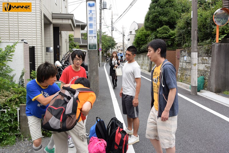 フェロモンムンムン！教育ママの鬼畜ショタ輪● 波多野結衣